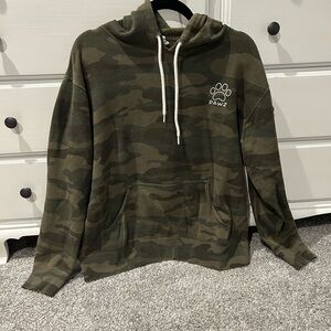 Camo Pawz hoodie